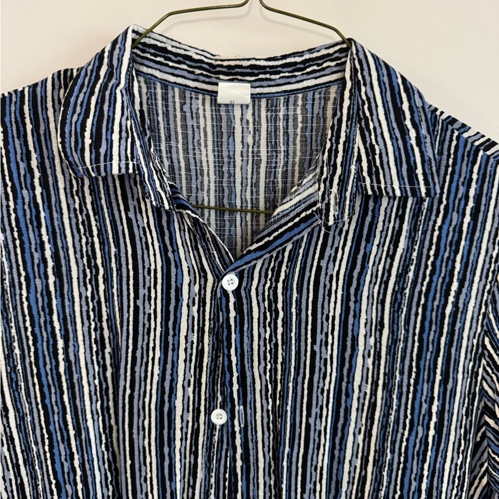 Men Medium Shein Casual Button Up Shirt NWOT - Picture 4 of 8